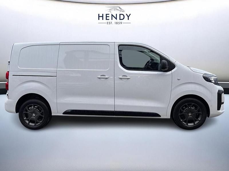 New Vauxhall Vivaro S 148 HP (108 kW) 2026 White MPV