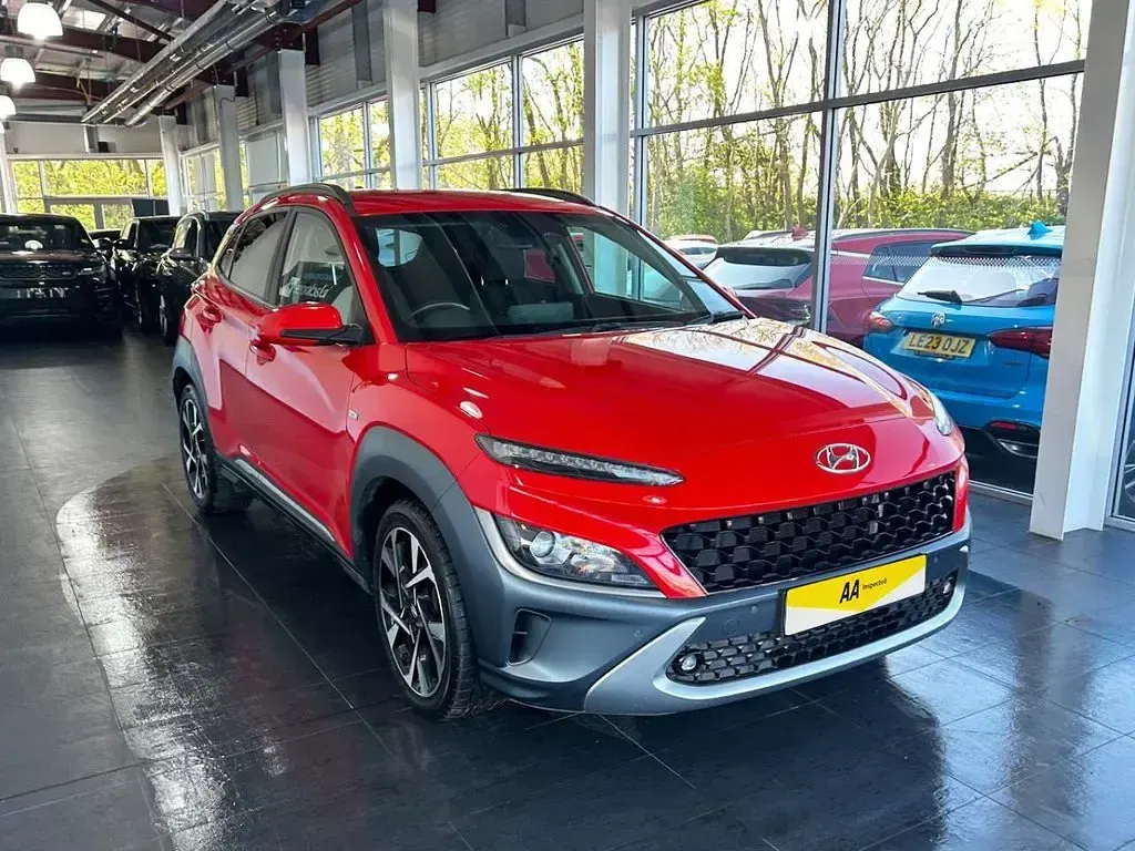 Used Hyundai Kona Premium 120 HP (88 kW) 2022 Red SUV