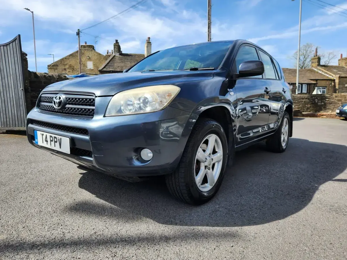 Usado Toyota RAV4 2006 Gris SUV