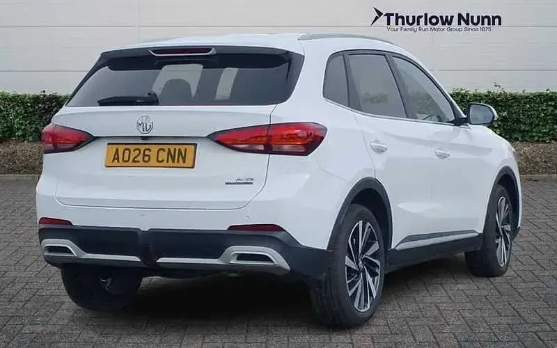 Used MG ZS Trophy 196 HP (144 kW) 2026 Arctic white SUV