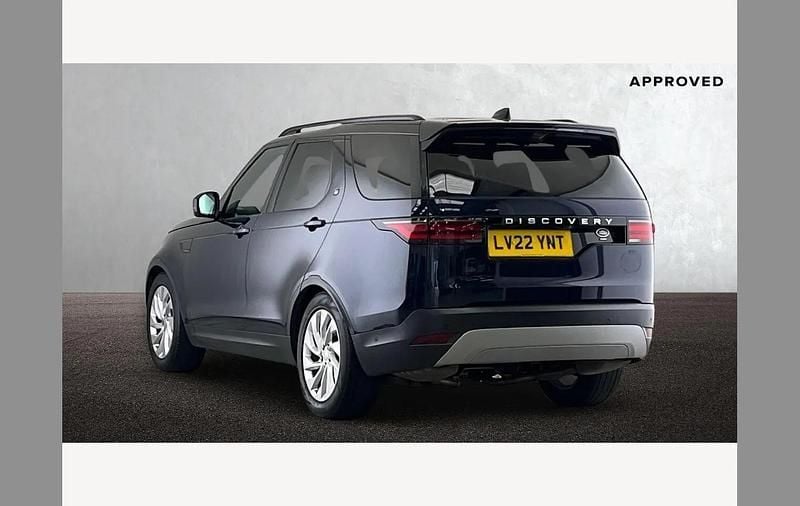 Used Land Rover Discovery 5 S 300 HP (220 kW) 2022 Blue SUV