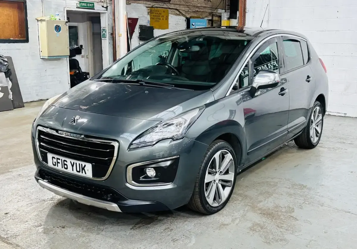 Käytetty Peugeot 3008 Allure 2016 Harmaa Viistoperä
