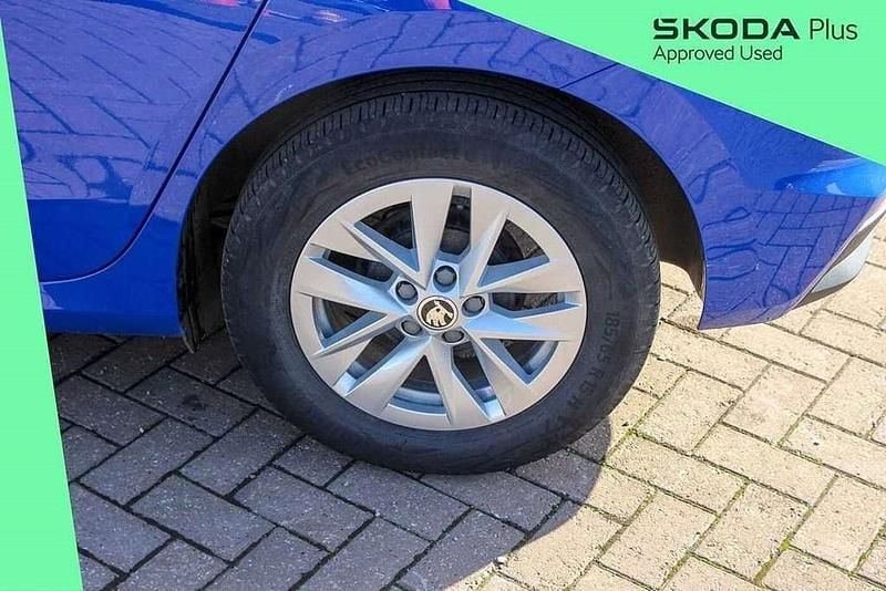 Used Skoda Fabia Comfort 79 HP (58 kW) 2024 Energy blue Hatchback