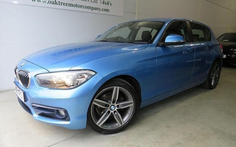 Used BMW 118 Sport Line 136 HP (100 kW) 2018 Blue Hatchback