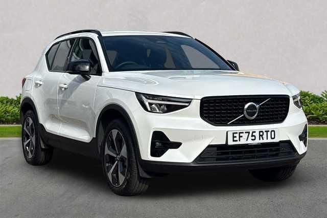 Used Volvo XC40 Plus 163 HP (119 kW) 2025 SUV
