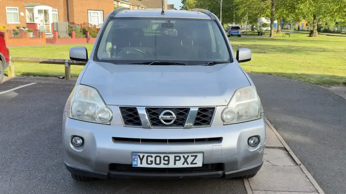 Used Nissan X-Trail 150 HP (110 kW) 2009 Silver SUV