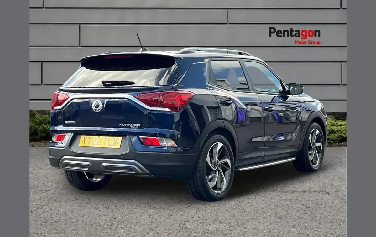 Usado SsangYong Korando 136 CV (100 kW) 2022 Azul SUV