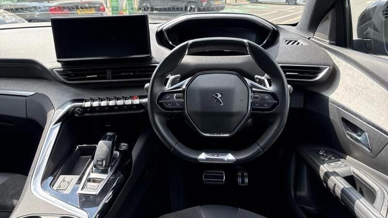 Black Used 2022 Peugeot 3008 Premium SUV | £19,385 (Fair price) - Image 1/4