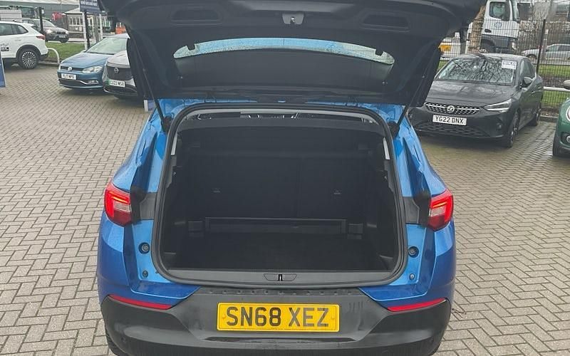 Used Vauxhall Grandland X 131 HP (96 kW) 2020 SUV