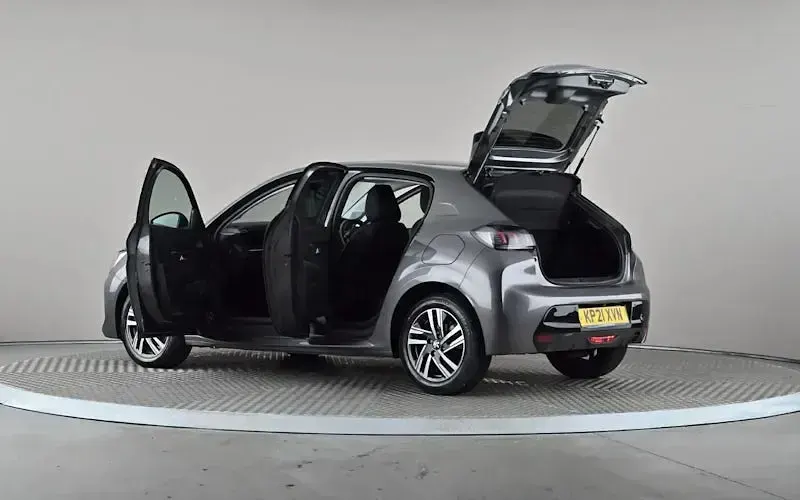 Used Peugeot 208 Allure Premium 102 HP (75 kW) 2021 Grey Hatchback