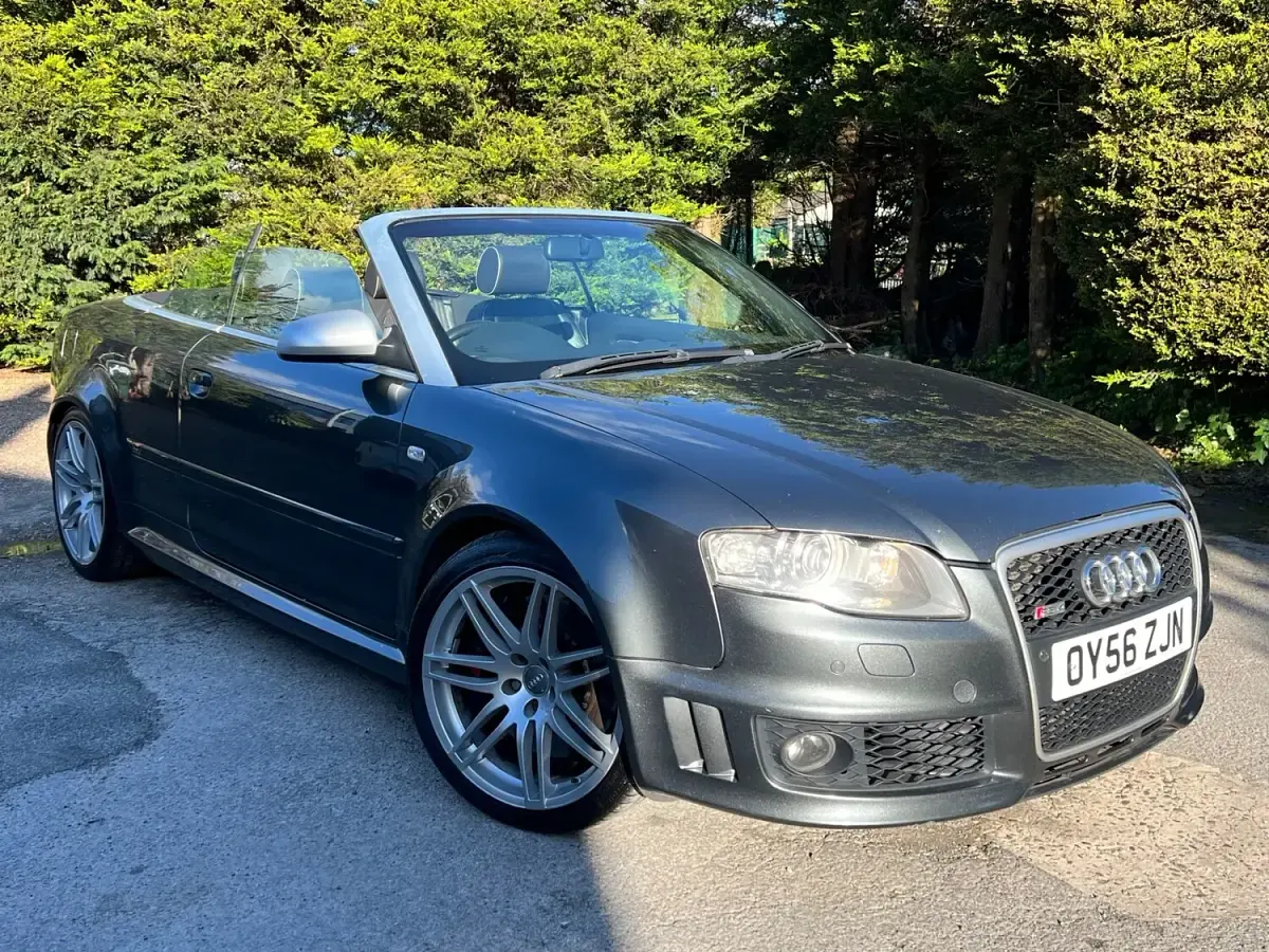 Used Audi RS4 420 HP (308 kW) 2007 Grey Cabriolet