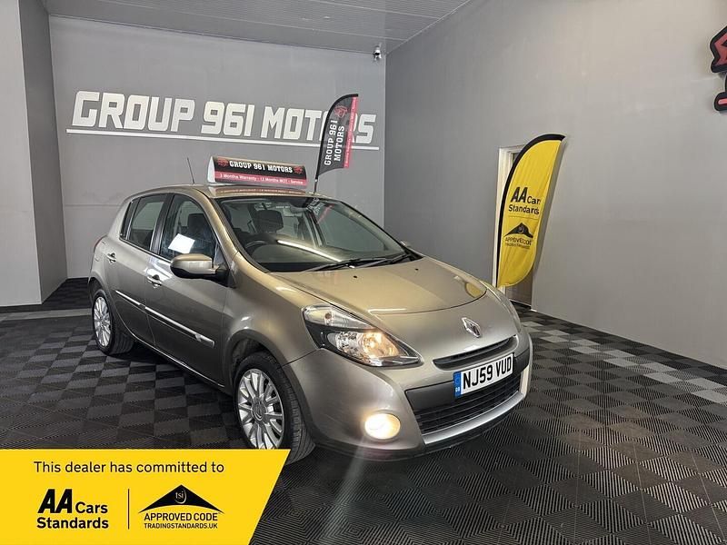 Używany Renault Clio II Dynamique 86 KM (63 kW) 2009 Beżowy Hatchback