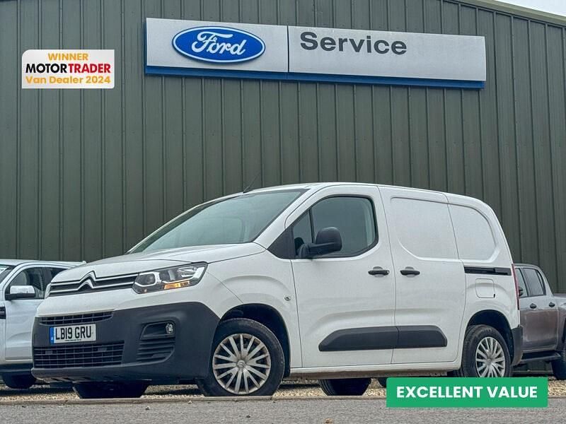 Used Citroën Berlingo 2019 White MPV