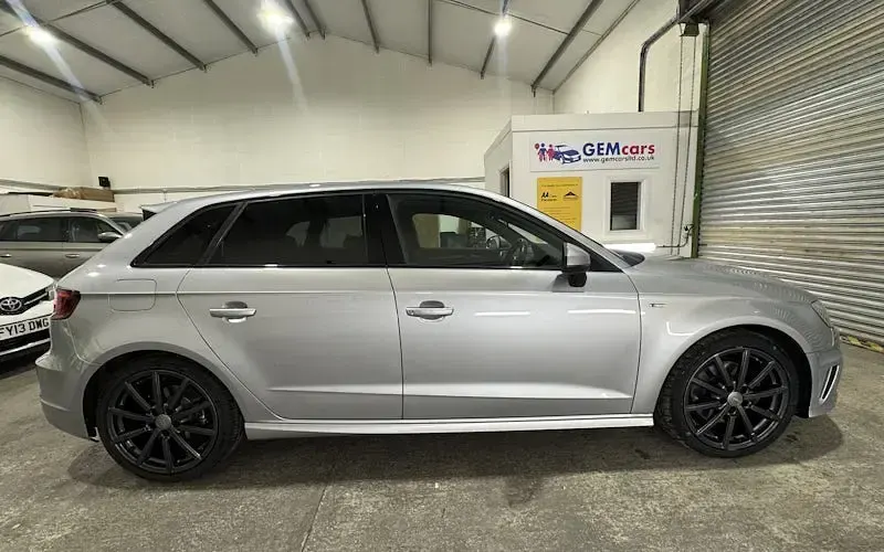 Used Audi A3 Sportback S-Line 184 HP (135 kW) 2016 Hatchback