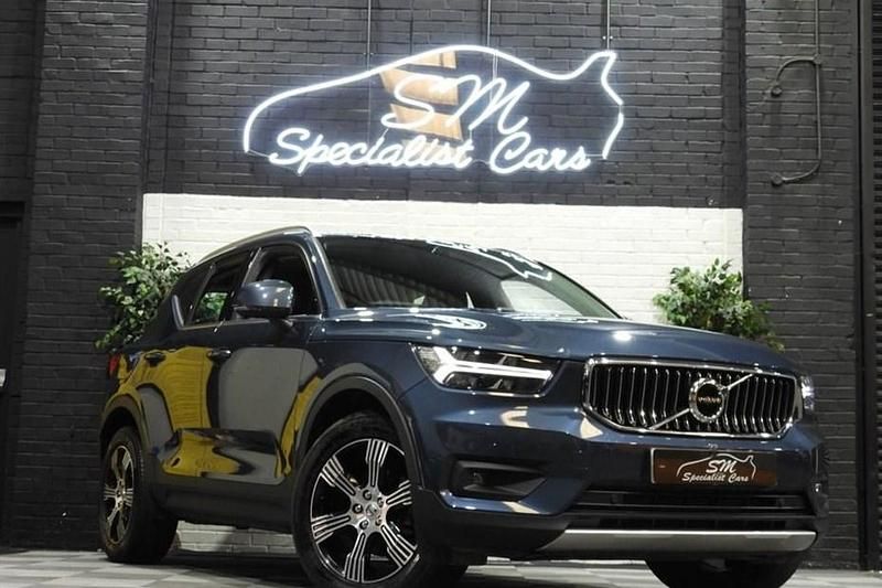 Used Volvo XC40 Inscription 163 HP (119 kW) 2021 Blue SUV