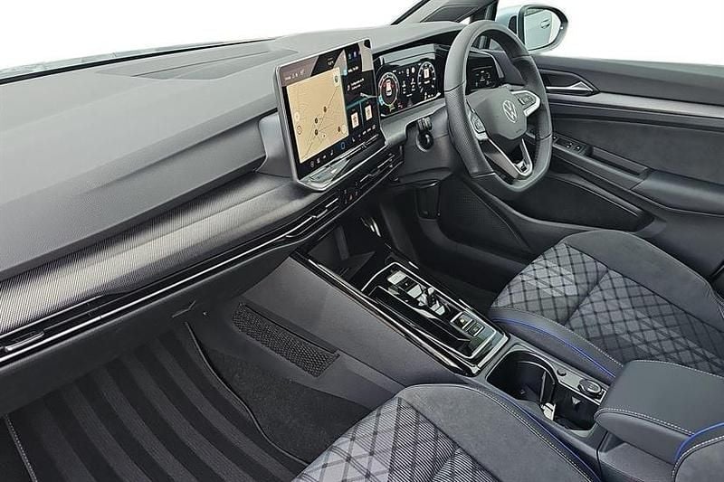 New VW Golf VIII R-line 150 HP (110 kW) 2026 Oyster silver Hatchback