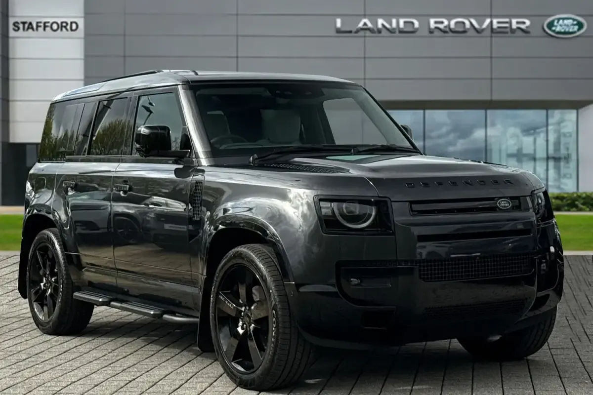 New Land Rover Defender HSE Dynamic 2026 Grey SUV