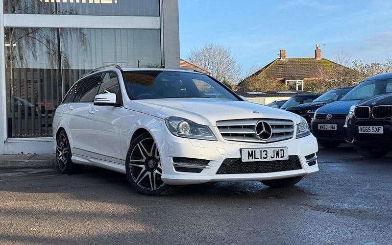 Used Mercedes C250 AMG 204 HP (150 kW) 2012 White Estate