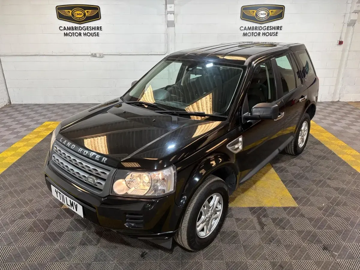 Used Land Rover Freelander 2 S 147 HP (108 kW) 2011 Black SUV
