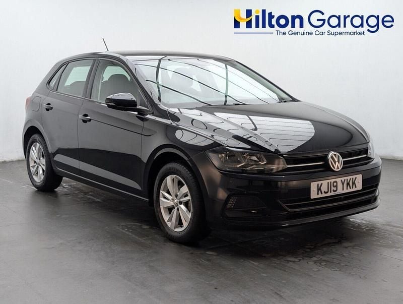Black Used 2019 VW Polo SE Hatchback | £11,550 (Good price) - Image 1/4