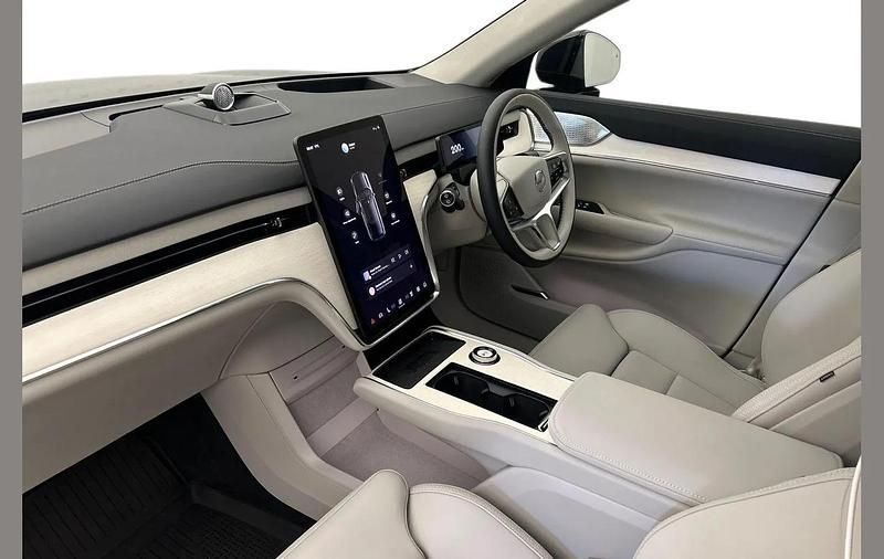 New Volvo EX90 Performance 380 kW (517 HP) 2026 Black SUV