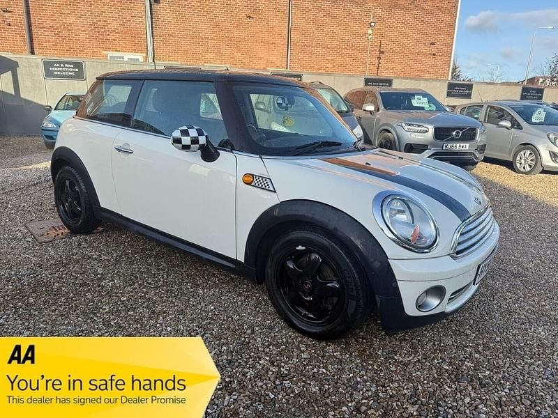 White Used 2008 Mini Cooper Hatch Hatchback | £4,195 - Image 1/2