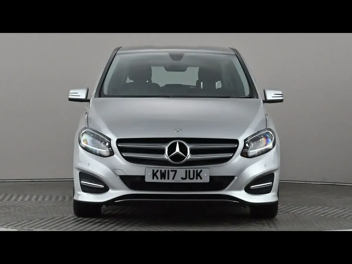 Used Mercedes B200 Executive 2017 Silver Hatchback