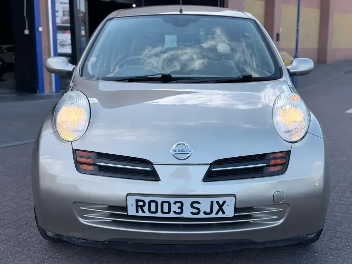 Second-hand Nissan Micra SE 80 CP (58 kW) 2003 Auriu Hatchback