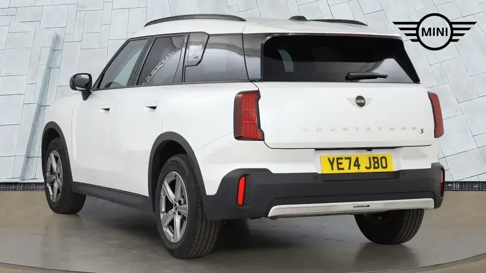 Used Mini Countryman 215 HP (158 kW) 2024 White SUV