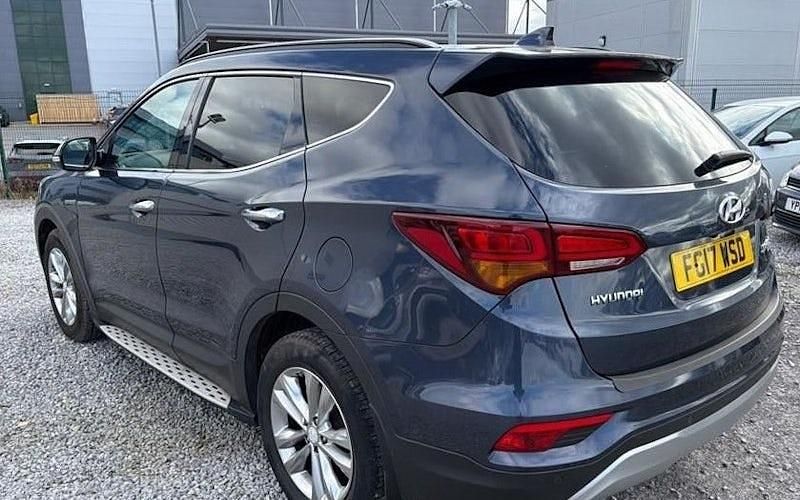 Used Hyundai Santa Fe Premium 200 HP (147 kW) 2017 Blue SUV