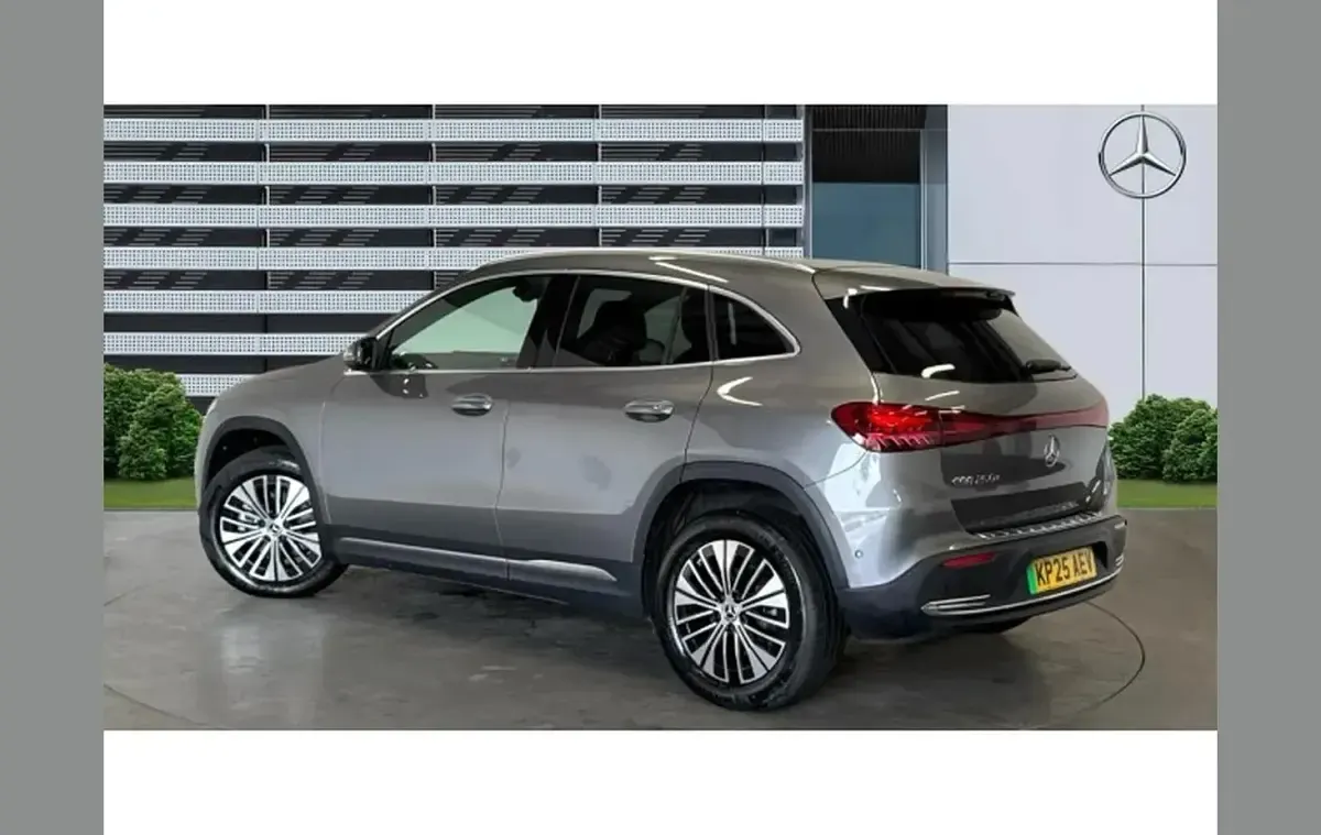 Used Mercedes EQA250+ Executive 139 kW (190 HP) 2025 Grey SUV