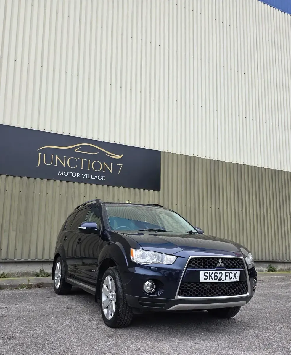 Used Mitsubishi Outlander 150 HP (110 kW) 2012 Blue SUV