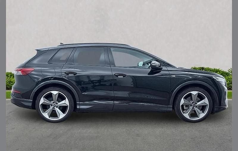 Used Audi Q4 e-tron Black Edition 210 kW (286 HP) 2025 Black SUV