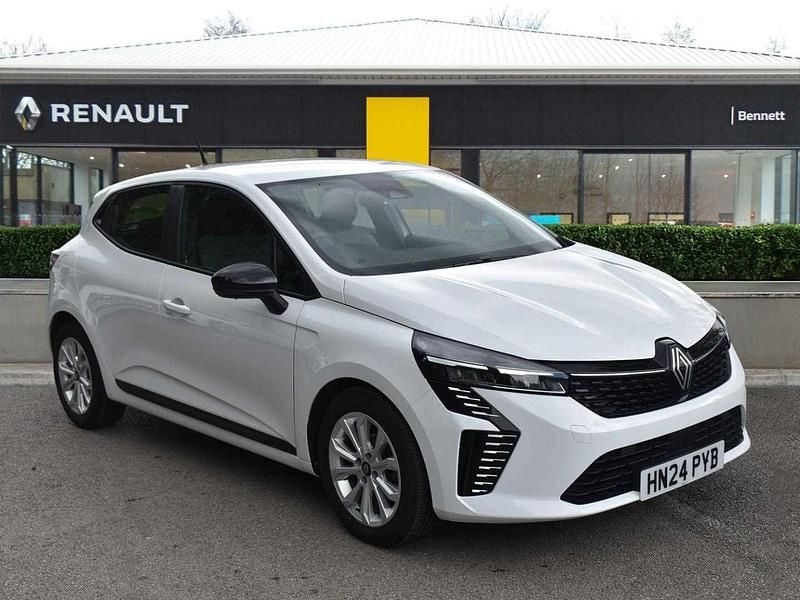 Used Renault Clio V Evolution 90 HP (66 kW) 2024 White  Hatchback