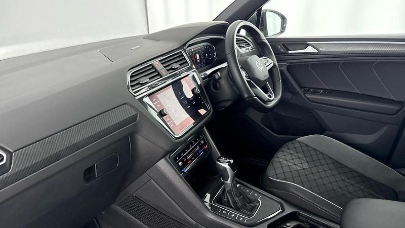 Used VW Tiguan R-line 150 HP (110 kW) 2022 Grey SUV