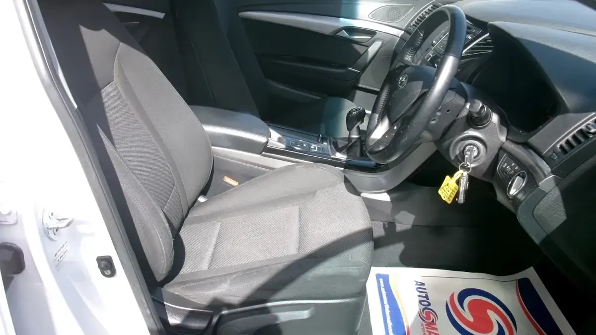 Used Hyundai i40 2015 White Estate