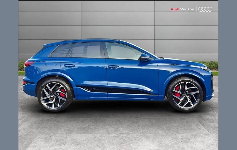 Used Audi Q6 e-tron Advanced 284 kW (387 HP) 2024 Blue SUV