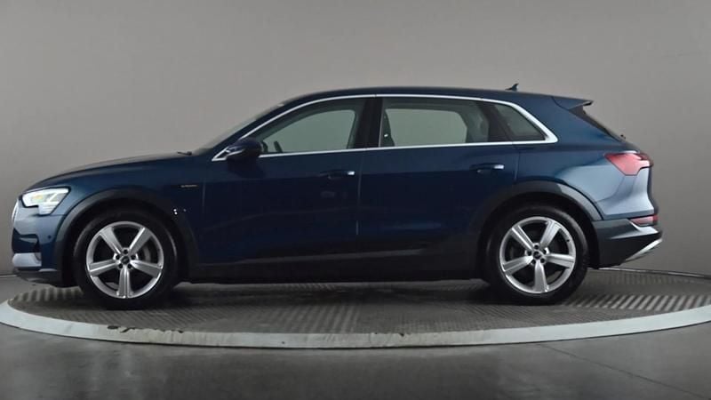 Used Audi e-tron 300 kW (408 HP) 2023 Blue SUV
