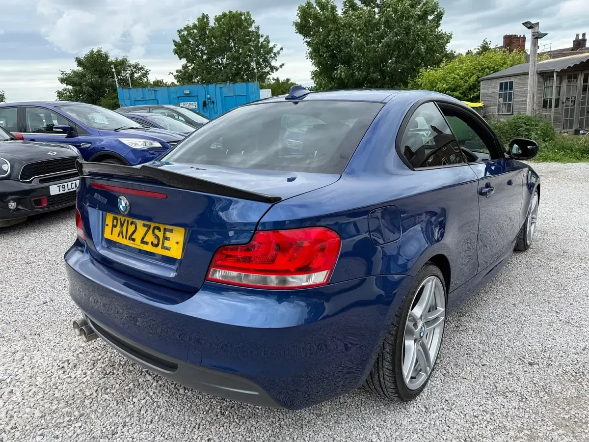 Usado BMW 118 Coupé M Sport 2012 Azul Coupe