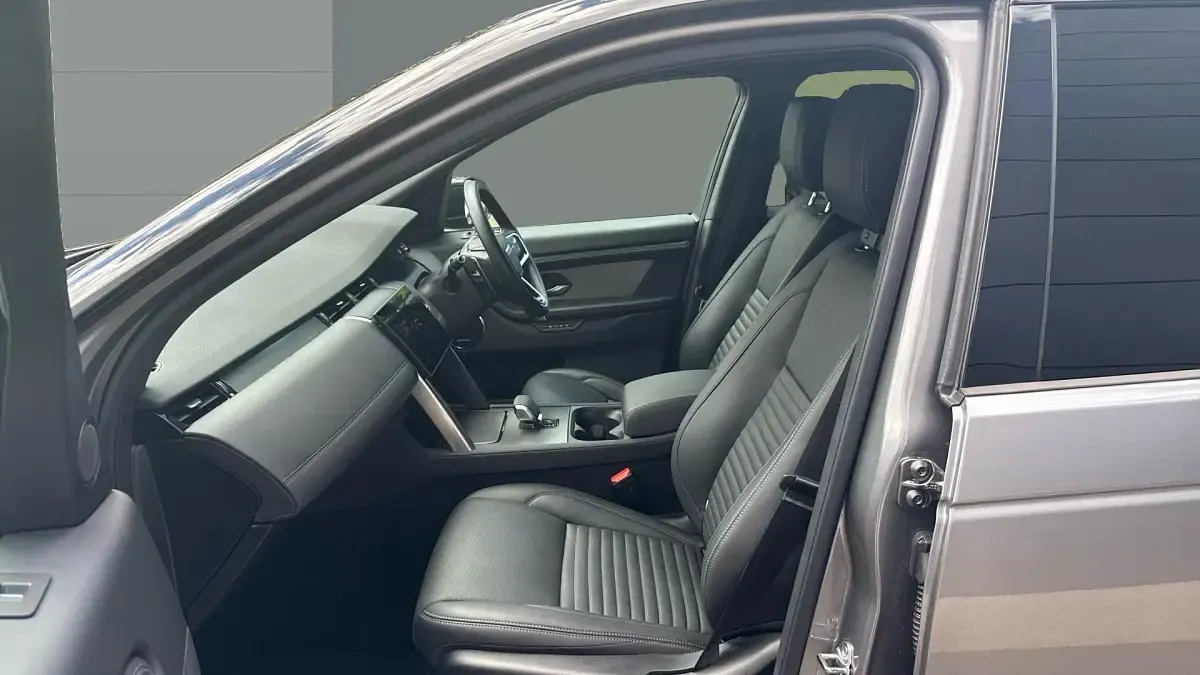 Used Land Rover Discovery Sport HSE Dynamic 204 HP (150 kW) 2025 Eiger grey SUV