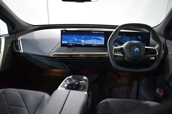 Used BMW iX Sport Line 239 kW (326 HP) 2021 Grey SUV