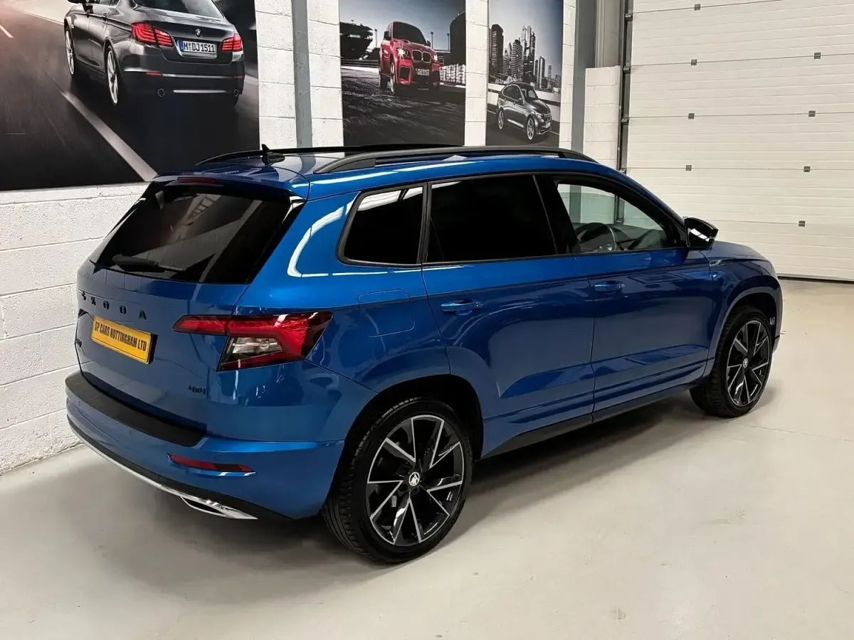 Used Skoda Karoq SportLine 190 HP (139 kW) 2021 Blue SUV