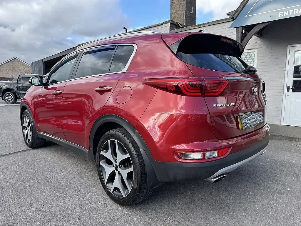 Used Kia Sportage GT-Line 177 HP (130 kW) 2016 Red SUV
