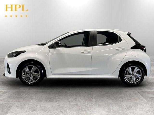 Used Mazda 2 Exclusive-Line 116 HP (85 kW) 2024 White Hatchback