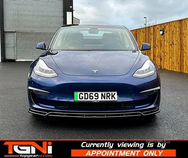 Used Tesla Model 3 Long Range AWD 250 kW (340 HP) 2019 Blue Sedan