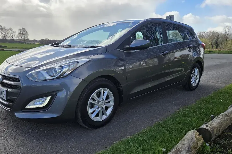 Second-hand Hyundai i30 SE 2015 Gri Break