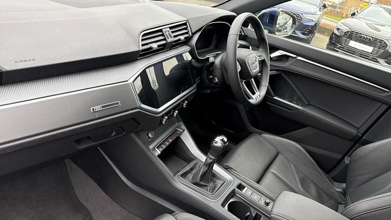 Used Audi Q3 S-Line 150 HP (110 kW) 2025 Blue SUV