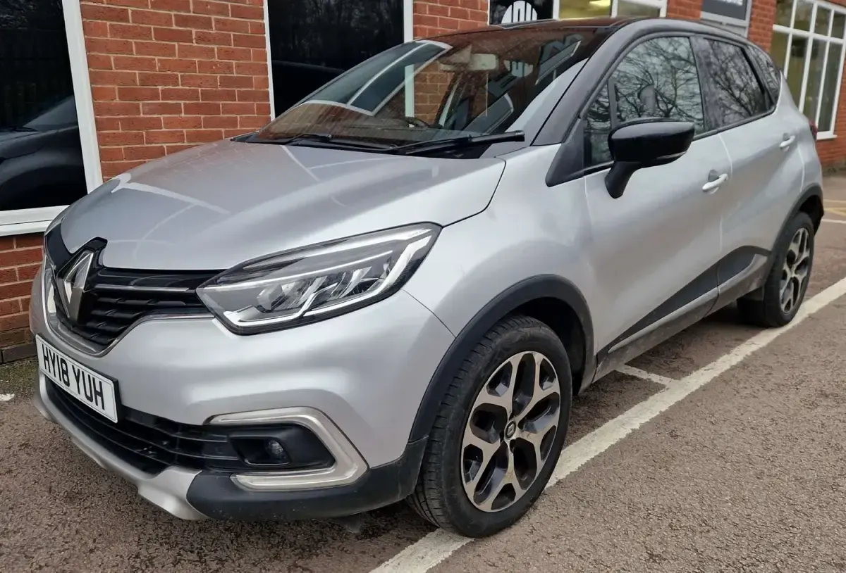 Używany Renault Captur Signature 2018 Czarny SUV