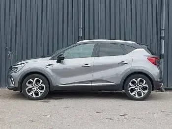 Second-hand Renault Captur Techno 142 CP (104 kW) 2023 Gri SUV