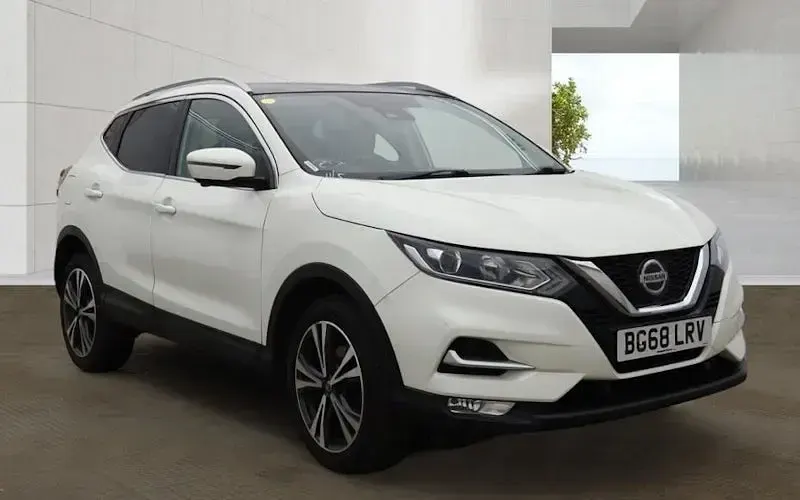 Usado Nissan Qashqai N-Connecta 116 HP (85 kW) 2018 SUV